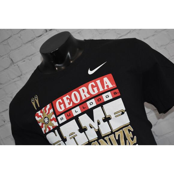 Nike T-Shirt UGA Bulldogs Mens XL University Georgia DAWGS National Champs - Picture 2 of 8